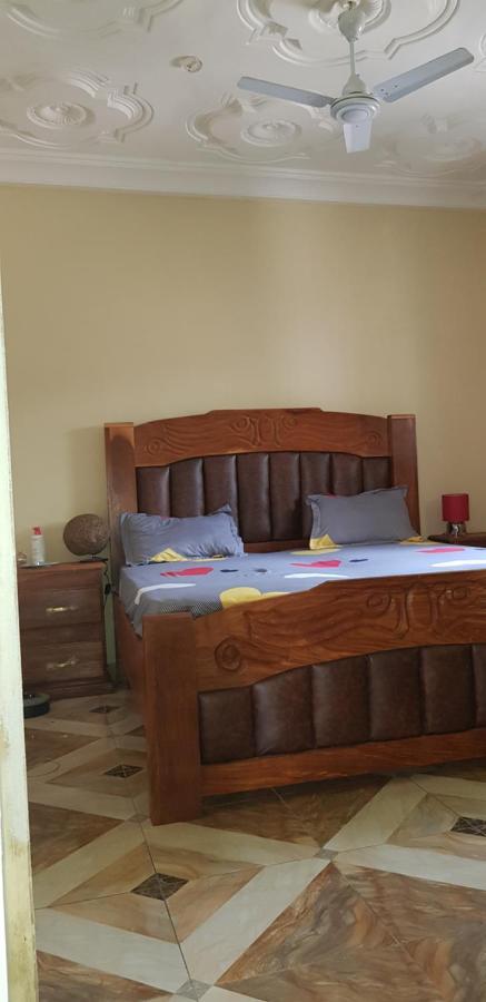 The Bb'S Apartment Brusubi Bagian luar foto